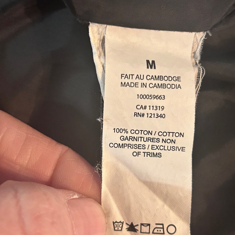 Woman’s Garage Puffer Jacket - Picture 8 of 10